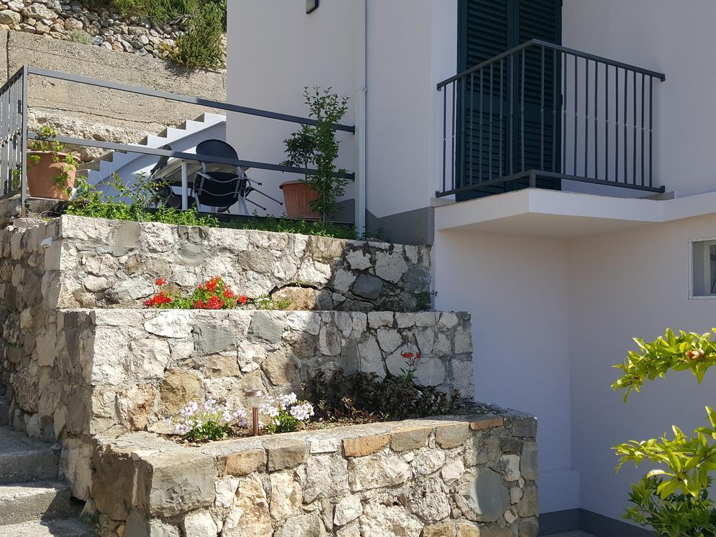 Apartments Pero Podgora Buitenkant foto
